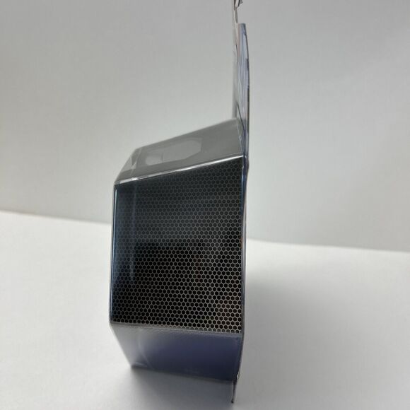 Bakugan Evolutions Geogan Hyenix Baku-Action Figure with Cards by Spin Master - Picture 5 of 9